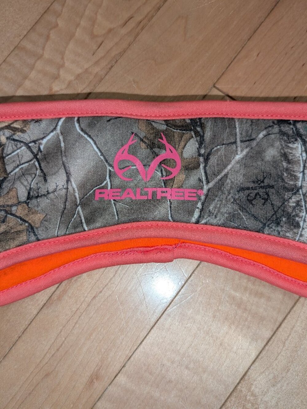 Women's Realtree Headband. 100% Polyester. OSFA